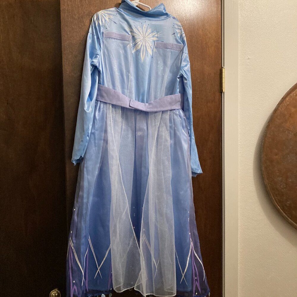 Deluxe Frozen Elsa costume 3 pc - Picture 2 of 3